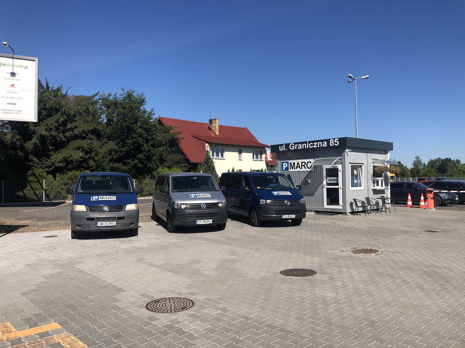 Parking Maro - zdjęcie parkingu